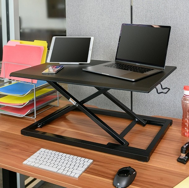 Výškově nastavitelný stolek - 2