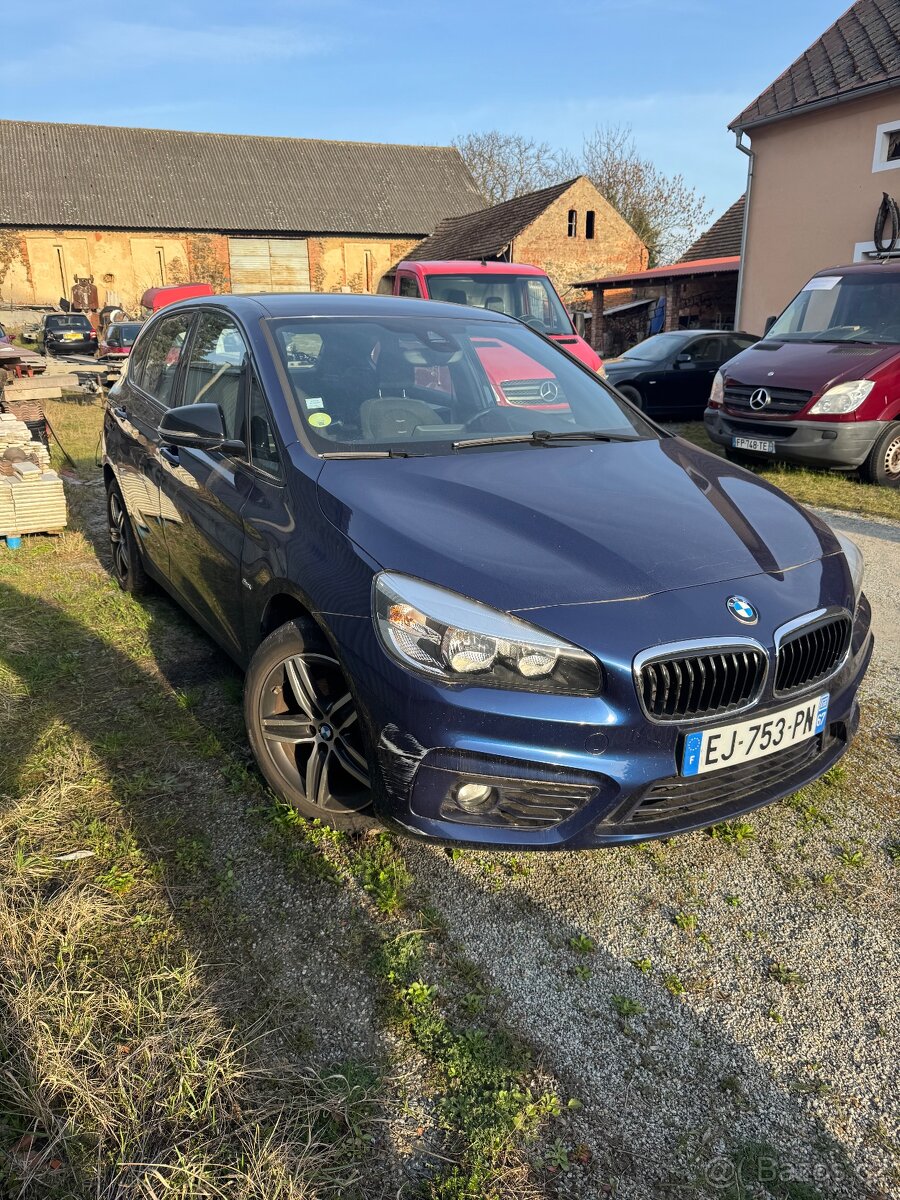 BMW 218d - 2