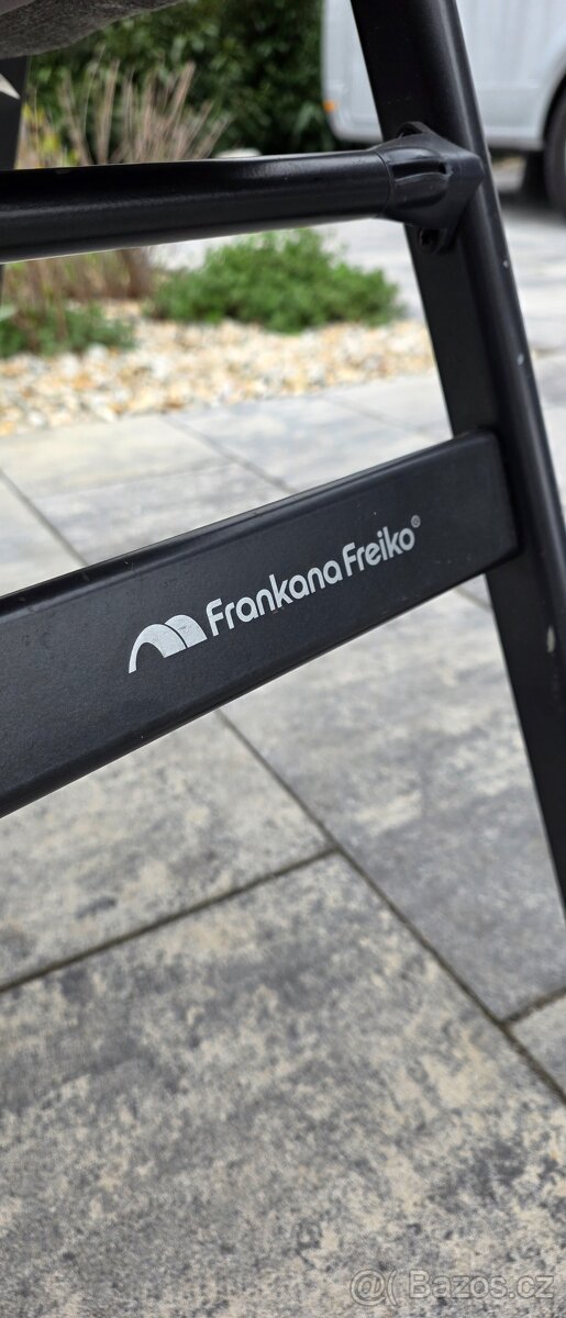 Kempingový nabytek - 2