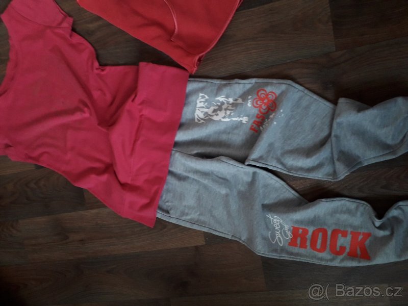 Dívčí vel.152/158 - 2