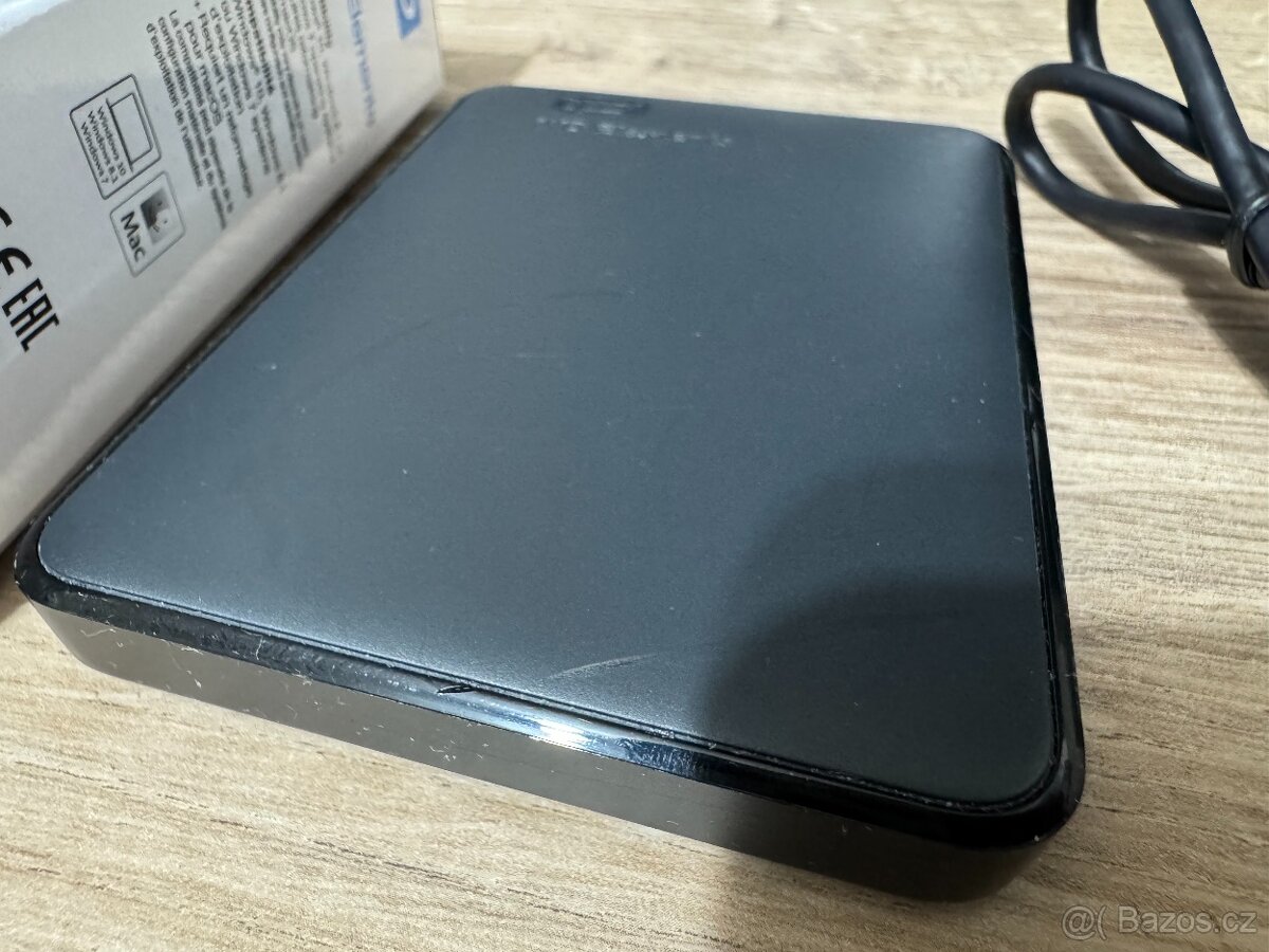 WD Elements Portable 2TB černý - 2