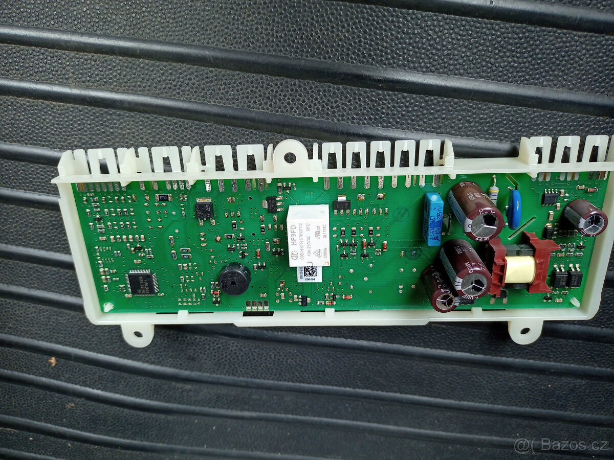 elektronika z vestavěné lednice - 2
