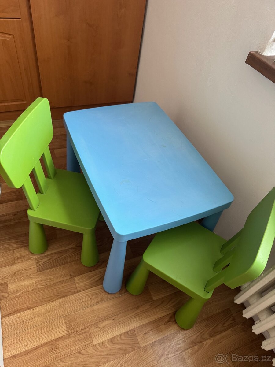 Dětský stůl a židle - 2