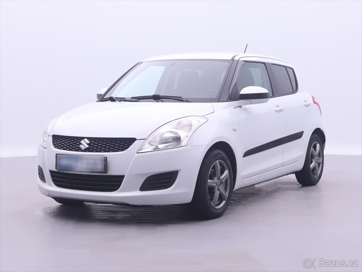 Suzuki Swift 1,2 VVT 66kW Klimatizace 1.Maj (2012) - 2