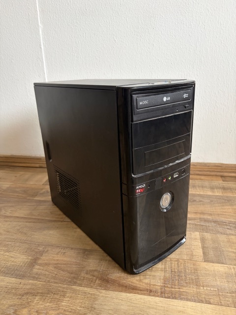 Počítač - AMD 6300 Six-Core Processor - 2