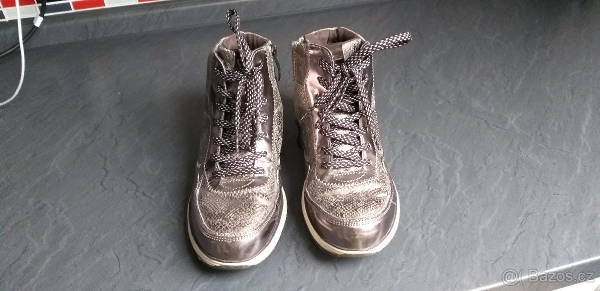 Béžovo-stříbrné TAMARIS vel 37 - 2