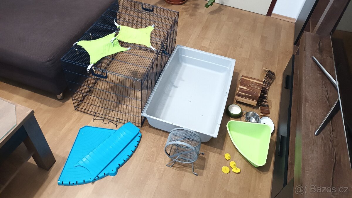 Prodám klec pro domácí mazlíčky 80x50x63 cm :) - 2