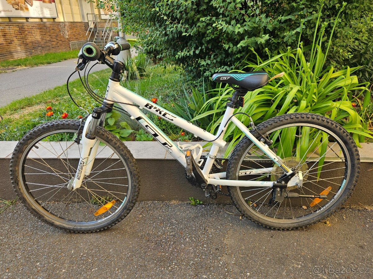 Dětské dívčí kolo GT 24" - 2