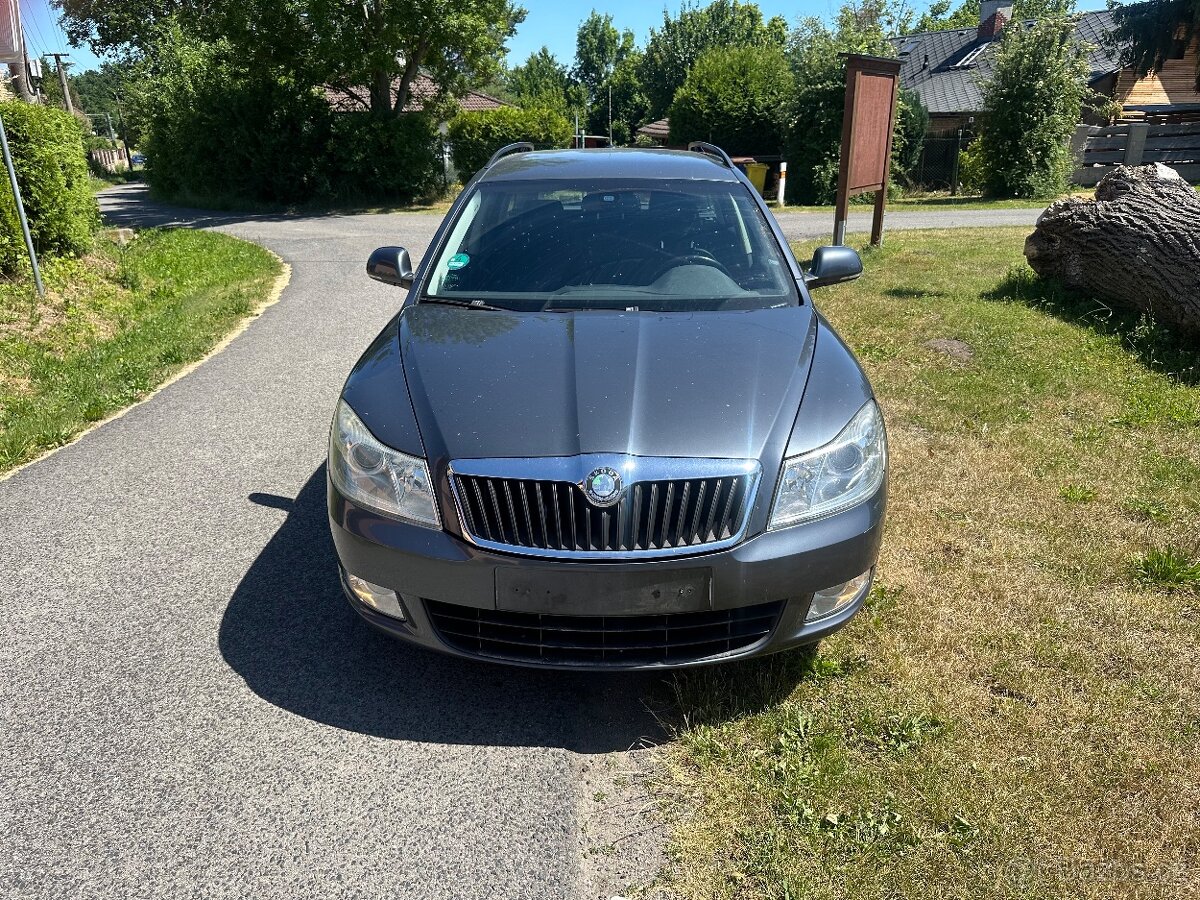 ŠKODA OCTAVIA COMBI 1.4TSI-AUTOMAT-CUKA - 2