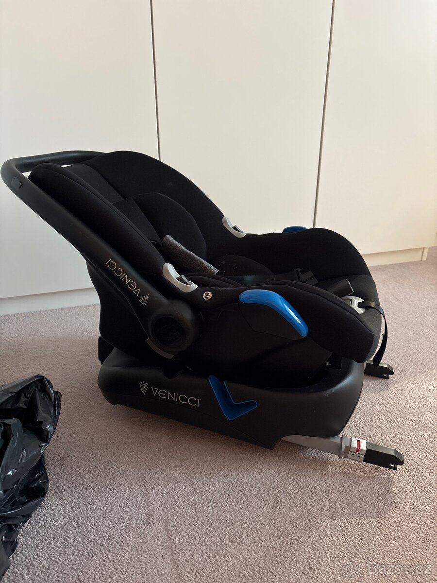 Autosedačka Venicci + Isofix + adaptéry - 2