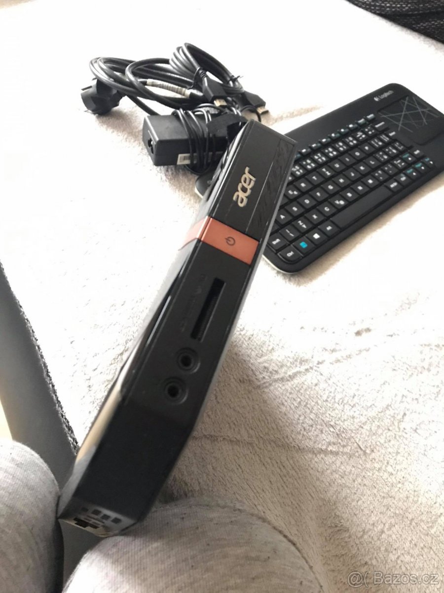 Mini počítač Acer Aspire Revo RL70 - 2