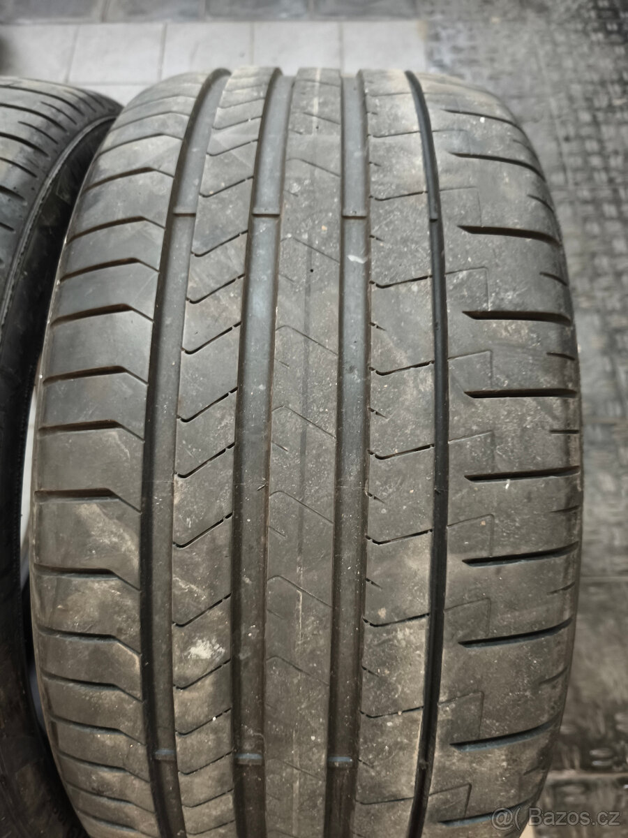 Letní pneu 275/35 R19 275/35/19 - 2