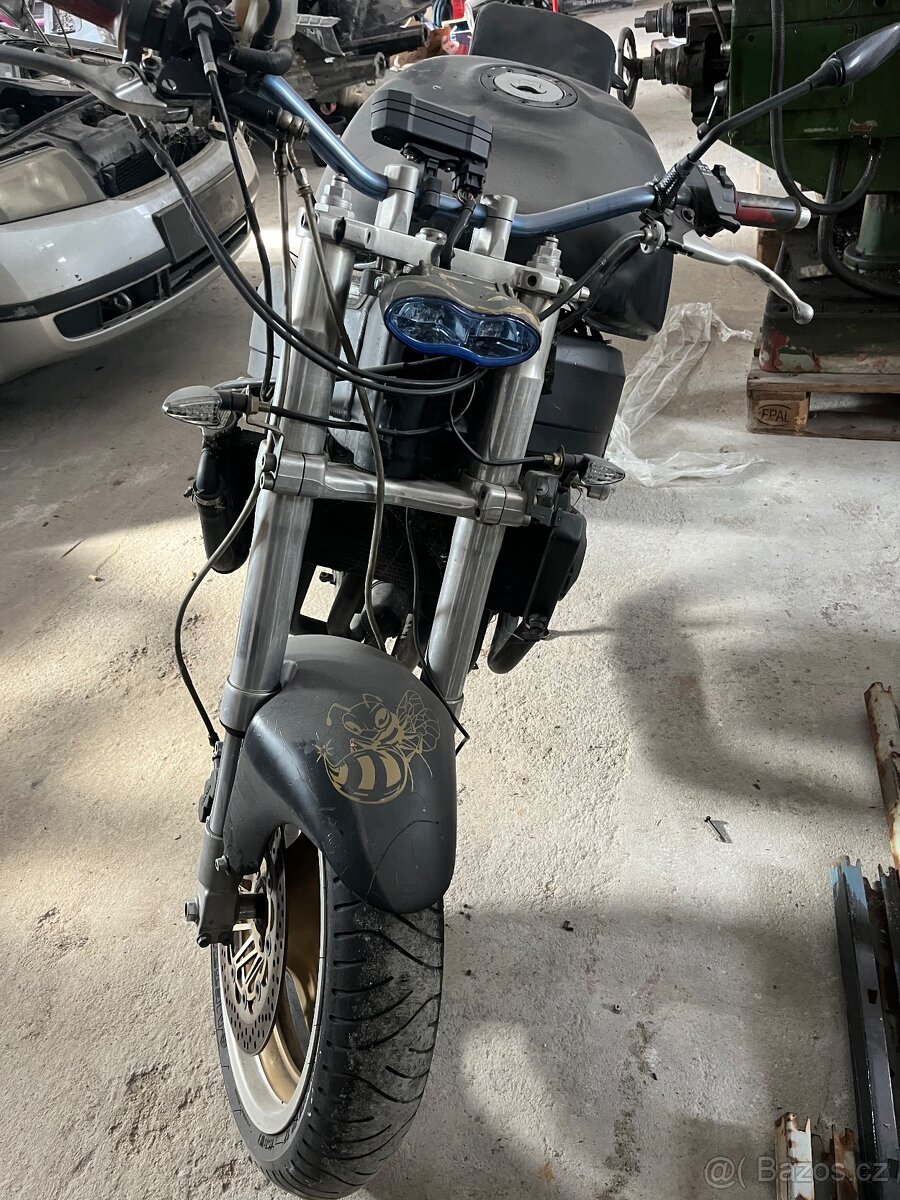 Prodám Hondu SC-28 - 2