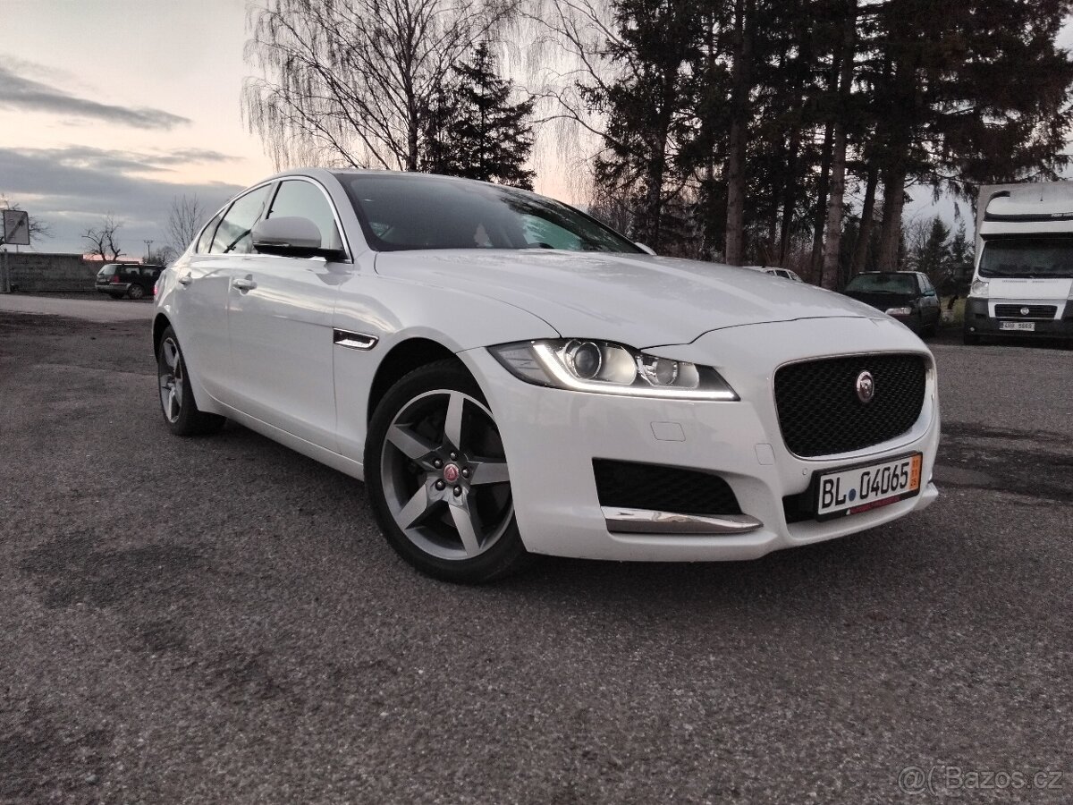 JAGUAR XF 3.0d V6 - 2