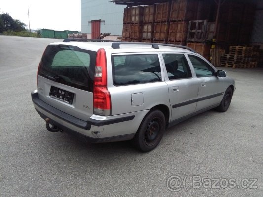 Volvo V70II 2,4i a D5 3ks ND - 2