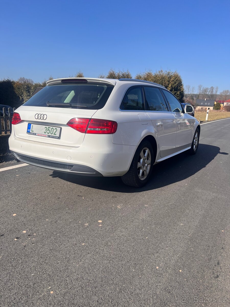 Audi A4 2009 S -line - 2