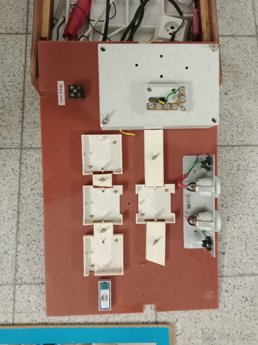 Elektromontážní souprava - 2