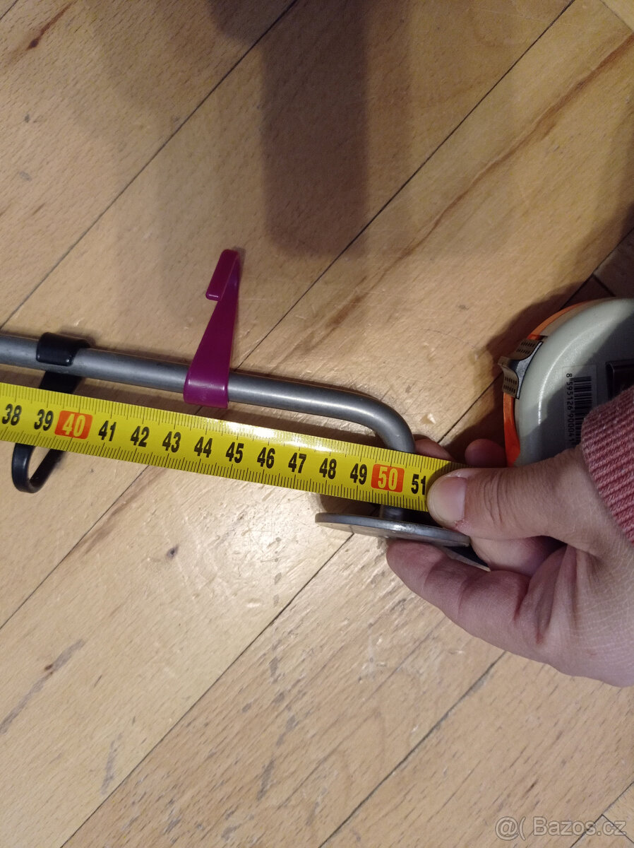 Závěsná tyč s háčky Ikea - 2