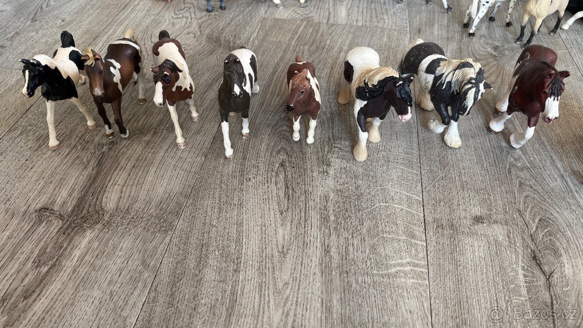 Koně a příslušenstvi schleich - 2