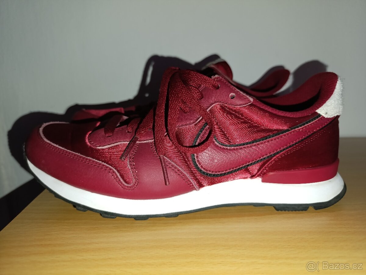 Dámské tenisky Nike vel. 40 - 2