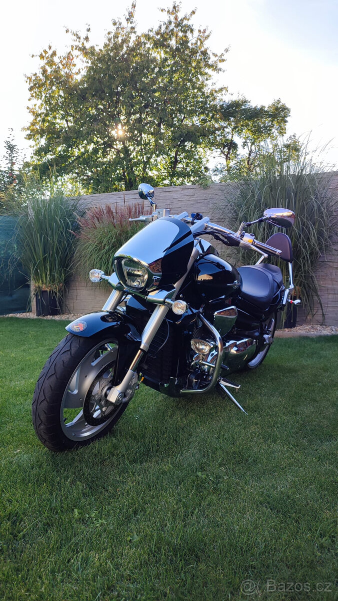 SUZUKI INTRUDER M1800R - 2