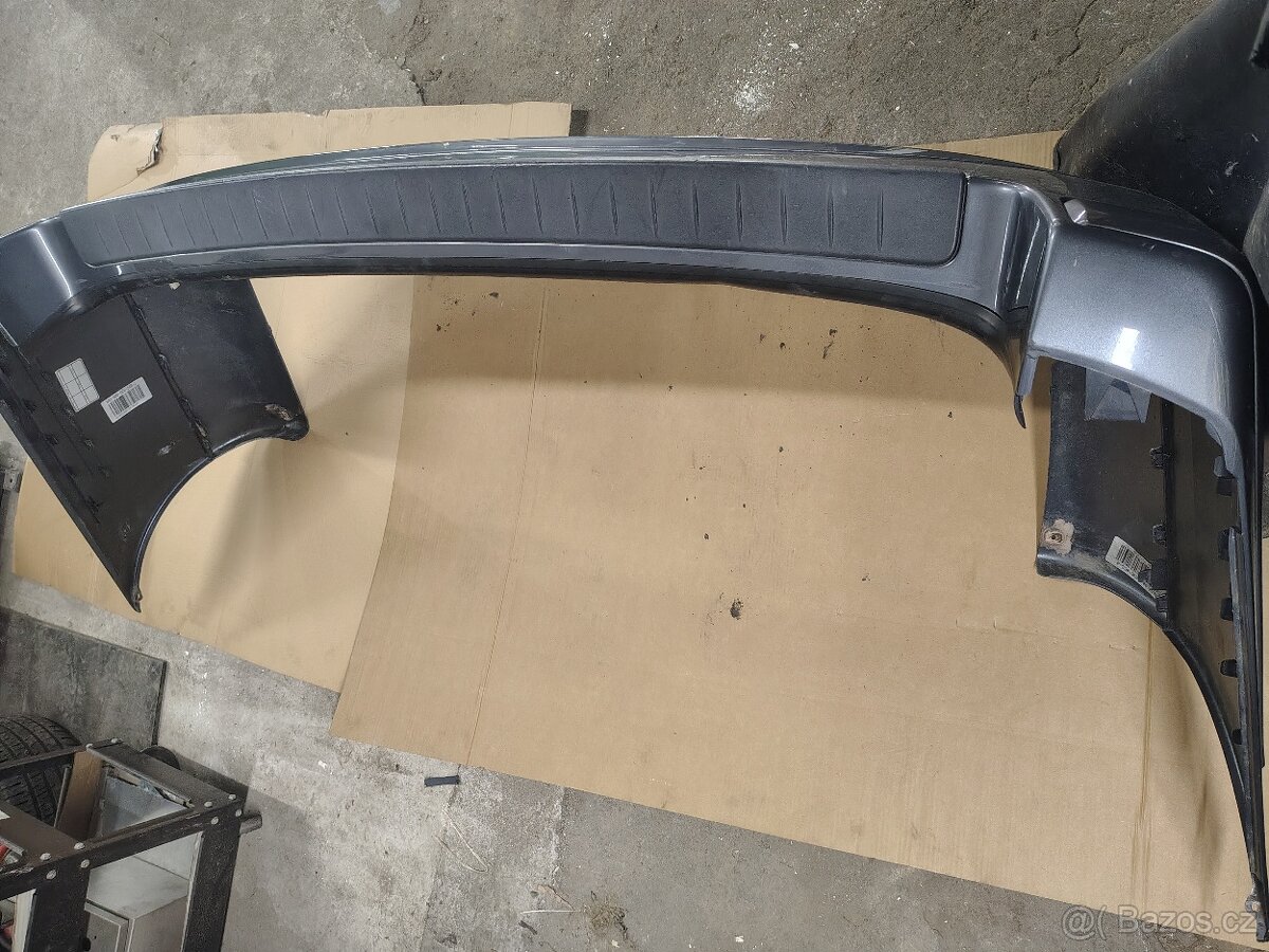 Volvo V70 D5, kapota,zadní vrata, zadní nárazník - 2