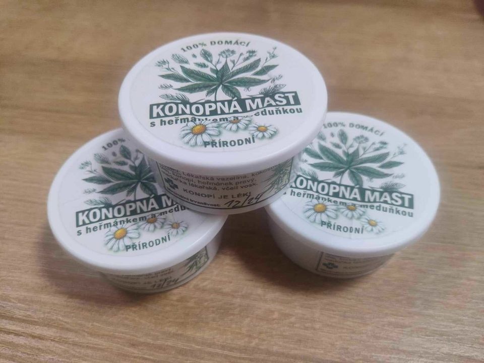 Konopná mast s heřmánkem 100ml - 2
