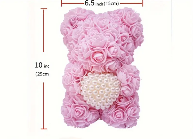 Růžový dekorativní medvídek z růží se srdcem - 2