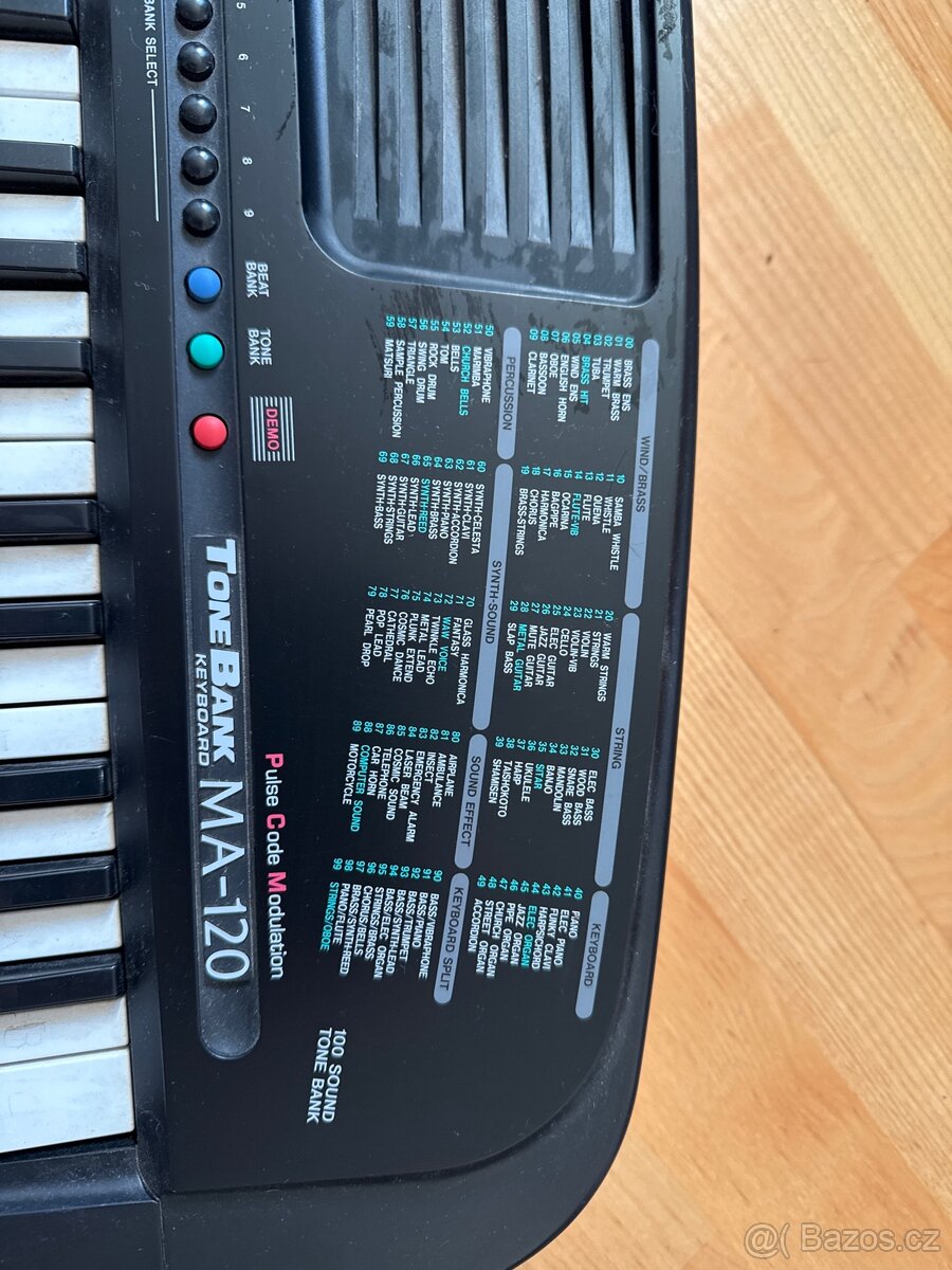 Elektrické klávesy CASIO TONE BANK - 2