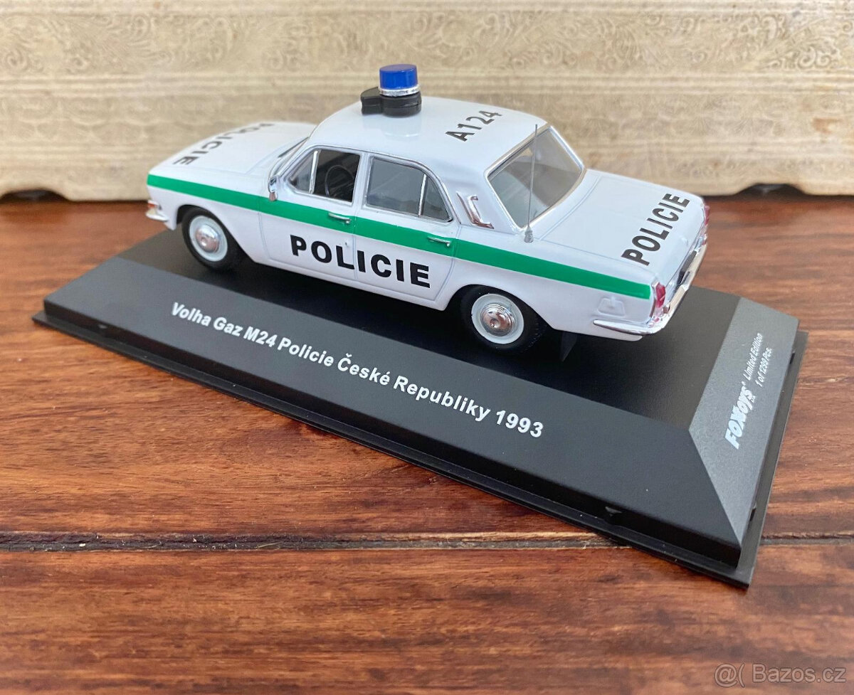 --Volha GAZ M24 Policie České Republiky 1993. - 2