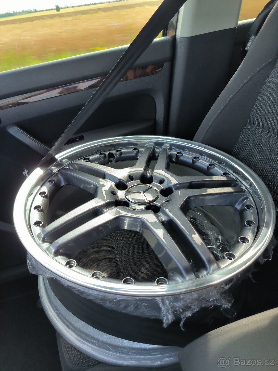 Prodám dvoudílné disky 5x112 R19 - 2
