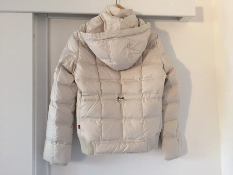 NOVÁ dámská péřová bunda Jackpot. Velikost M. - 2