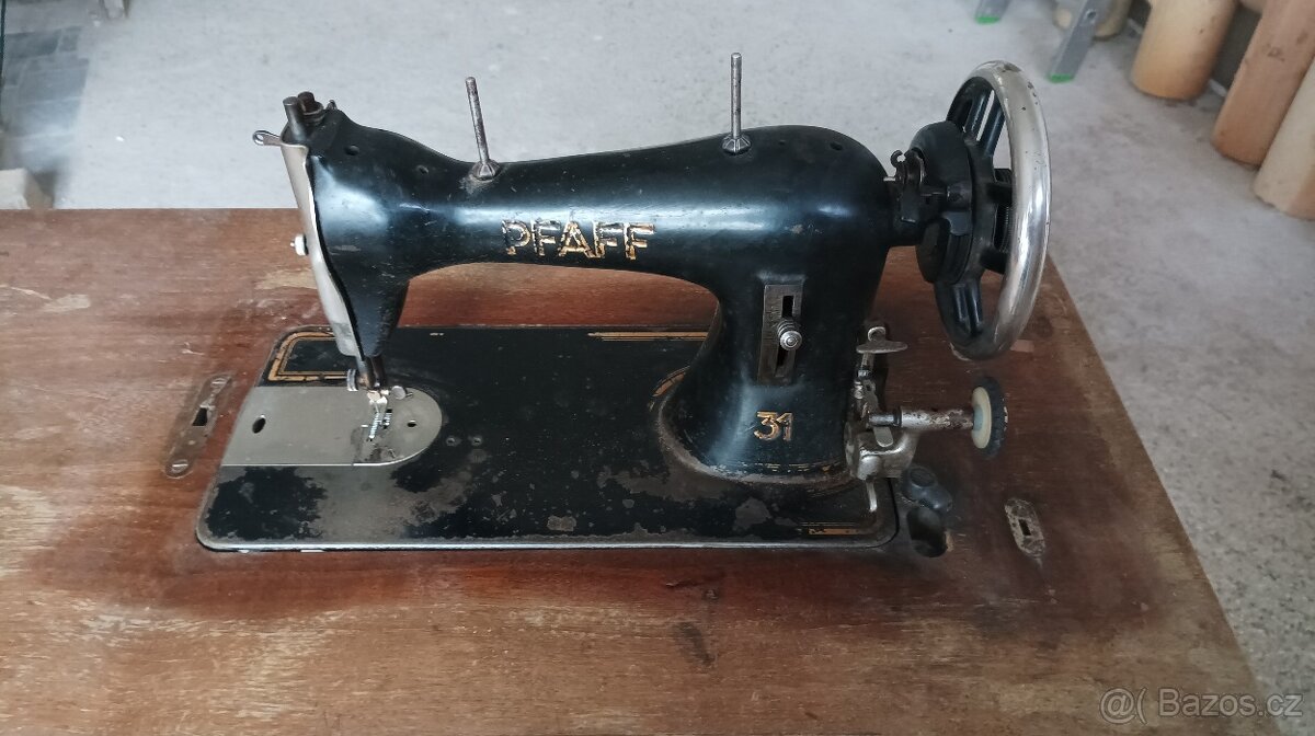Šicí stroj PFAFF - 2