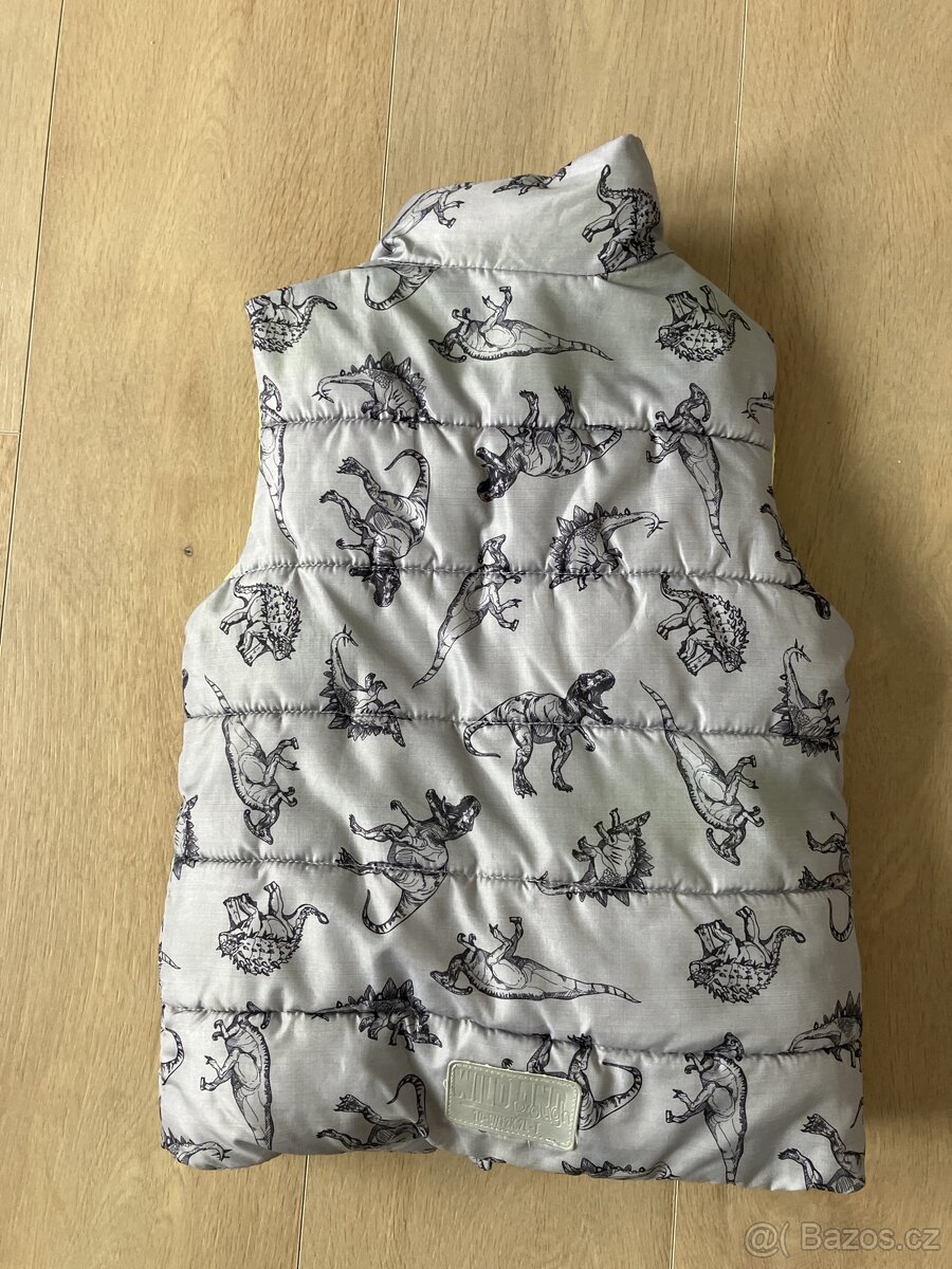 Chlapecka vesta 4-5 let - 2