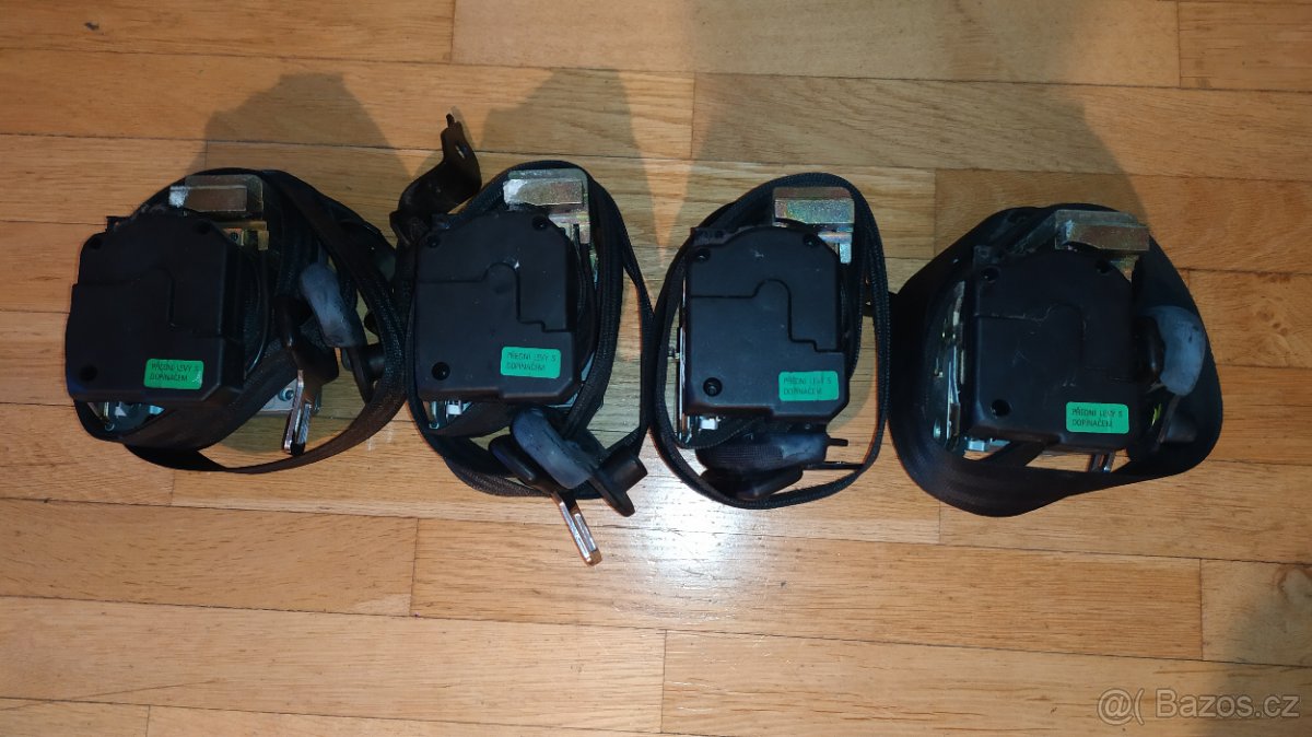 FABIA přední bezpečnostní pásy LEVÝ / PRAVÝ - 2