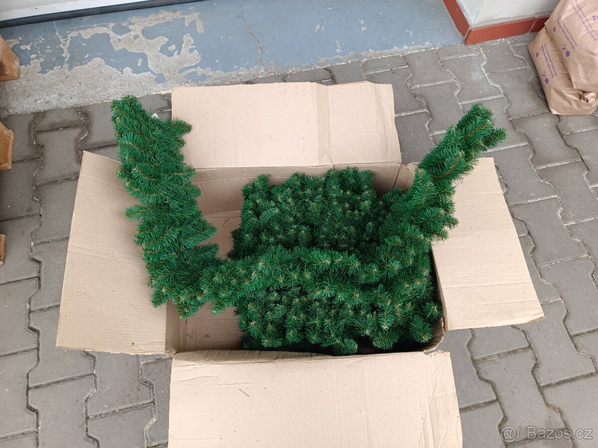 Vánoční Girlandy - 2