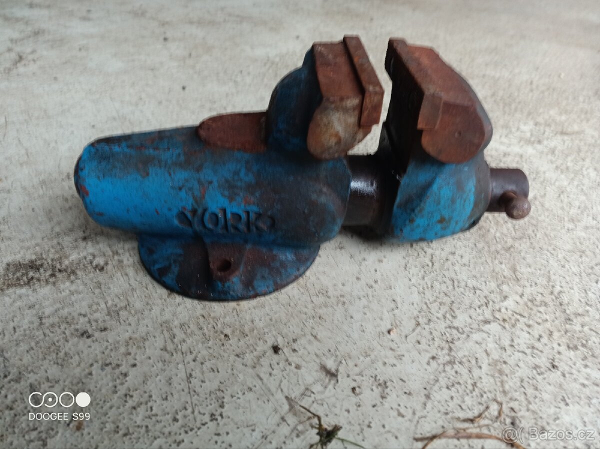 Svěrák York 100 mm čelisti - 2