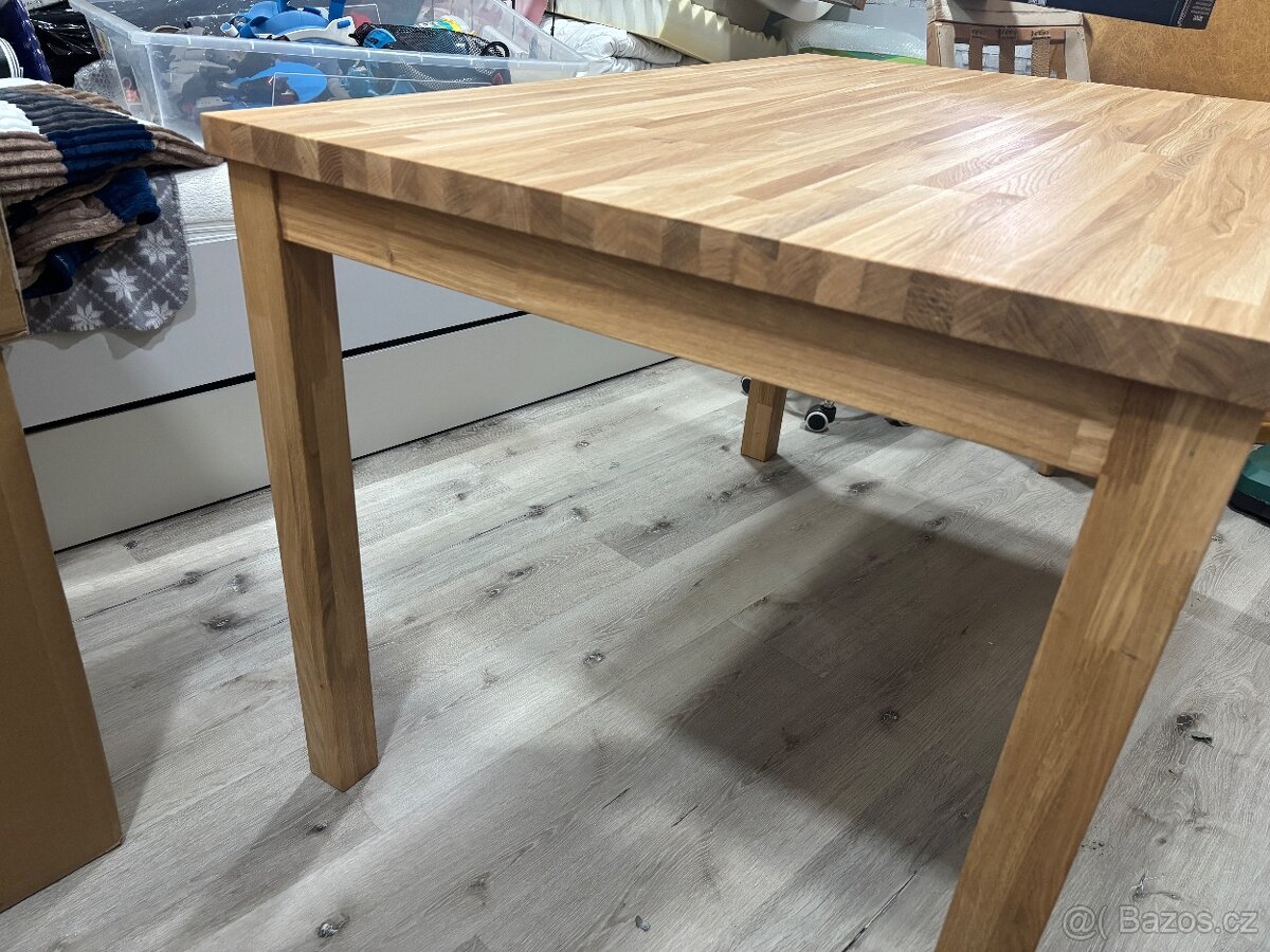 Dubový stůl Masiv - 2