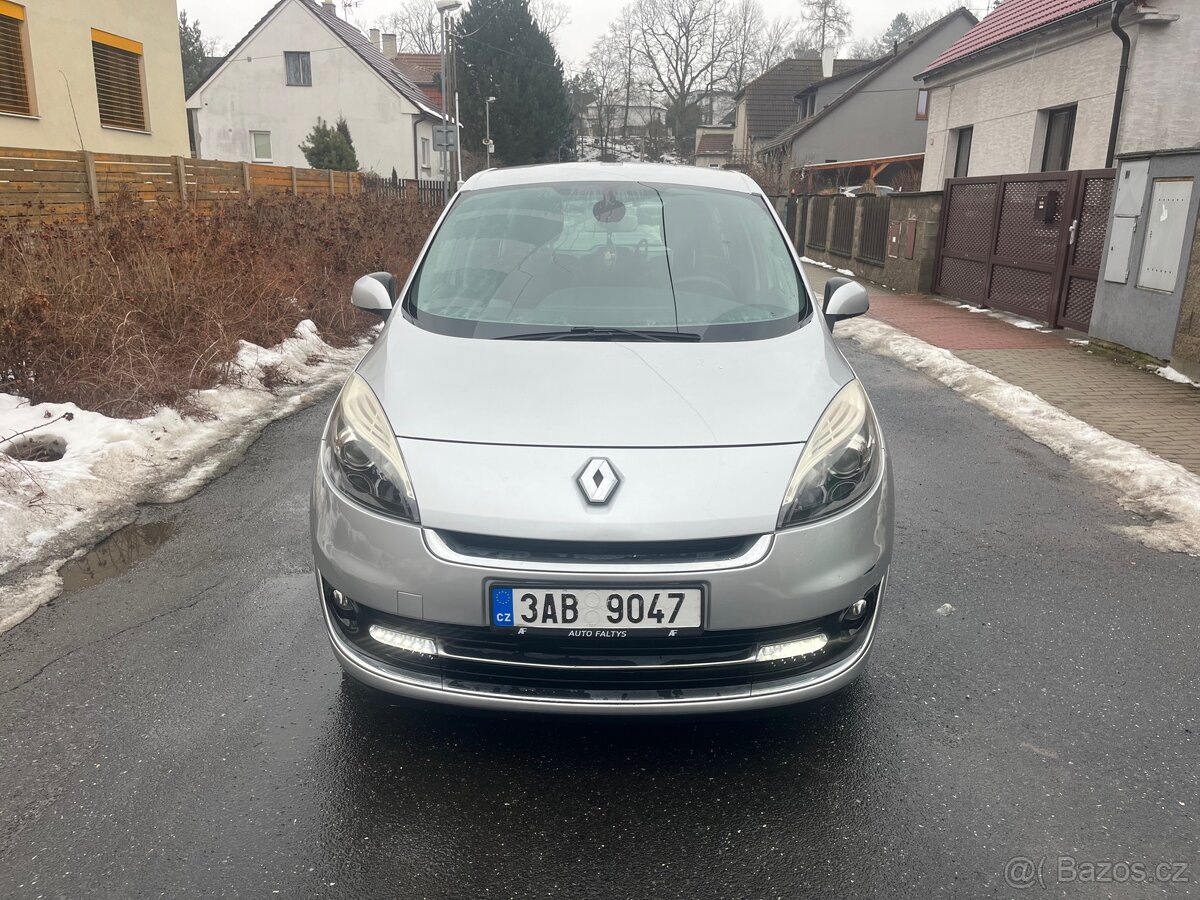 Renault Scénic III 1.6 DCI - 2