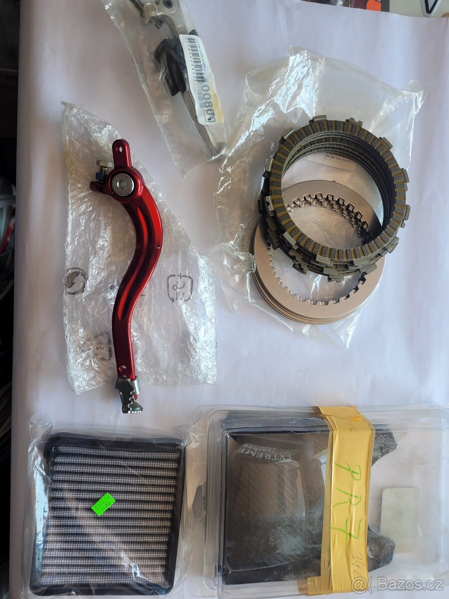 Predám n.d. na AJP a oblečenie - 2