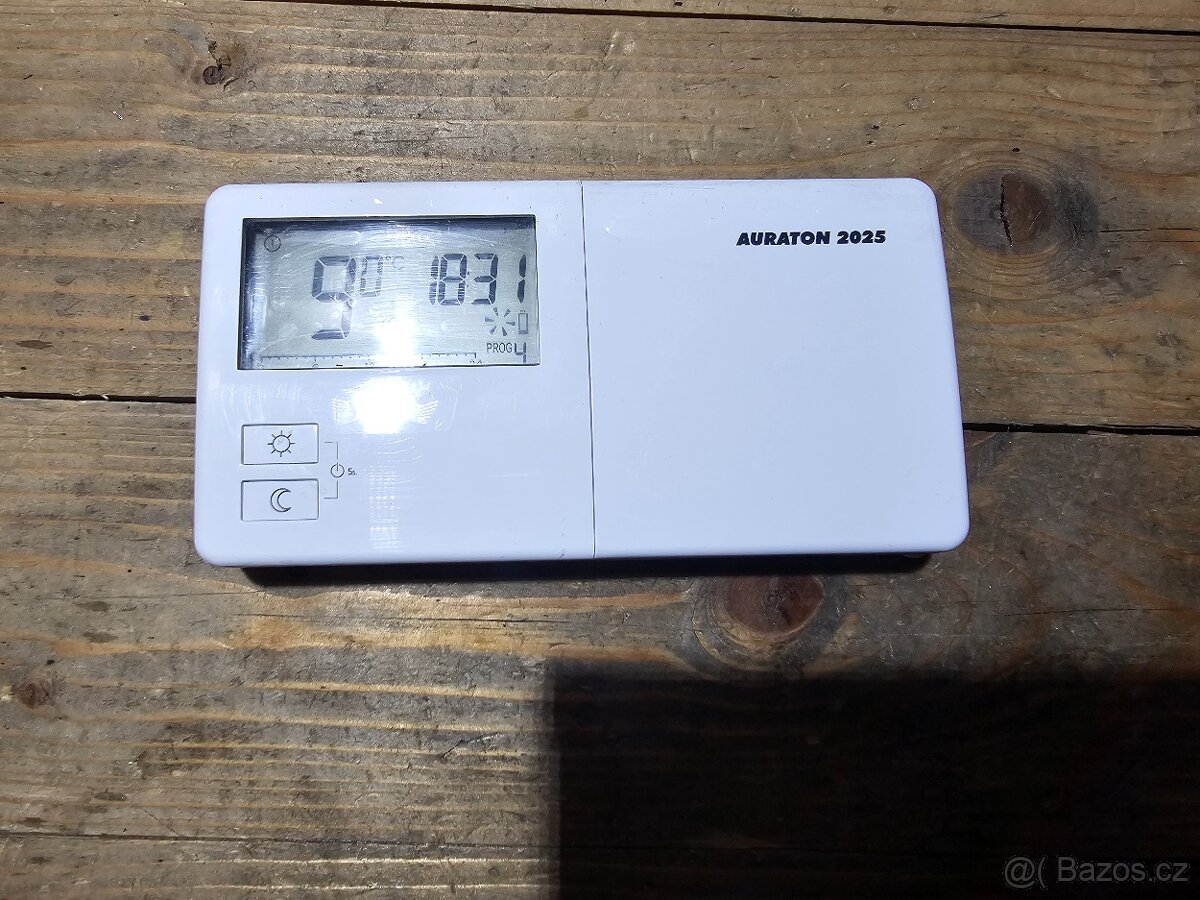 Termostat AURATON 2025 - 2