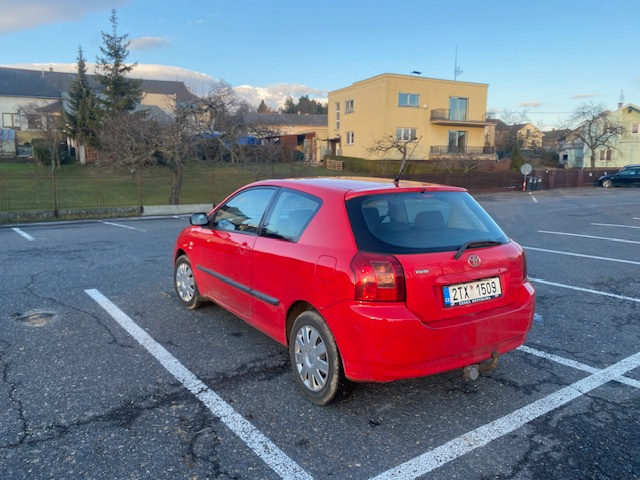 Toyota Corolla 1,6 Vti benzín - 2
