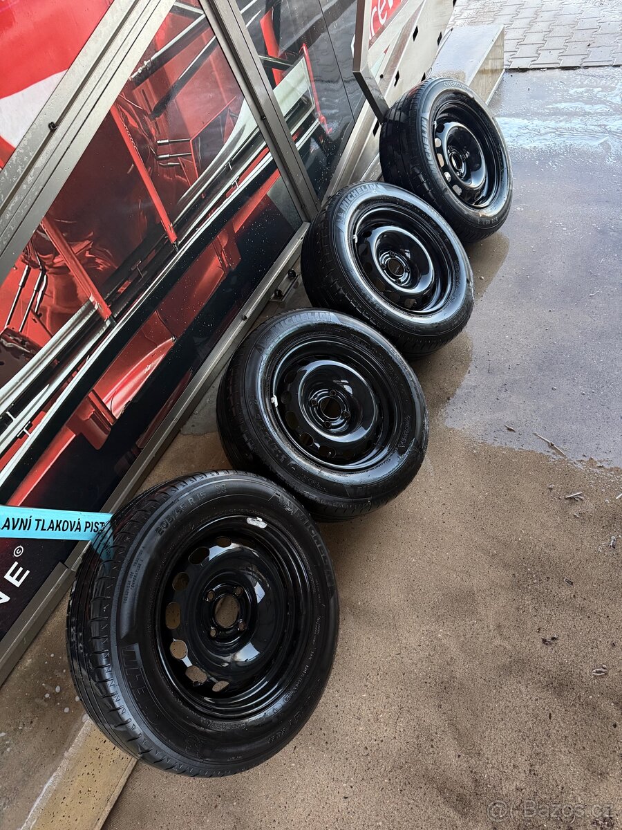 Kola 4x108 - 2