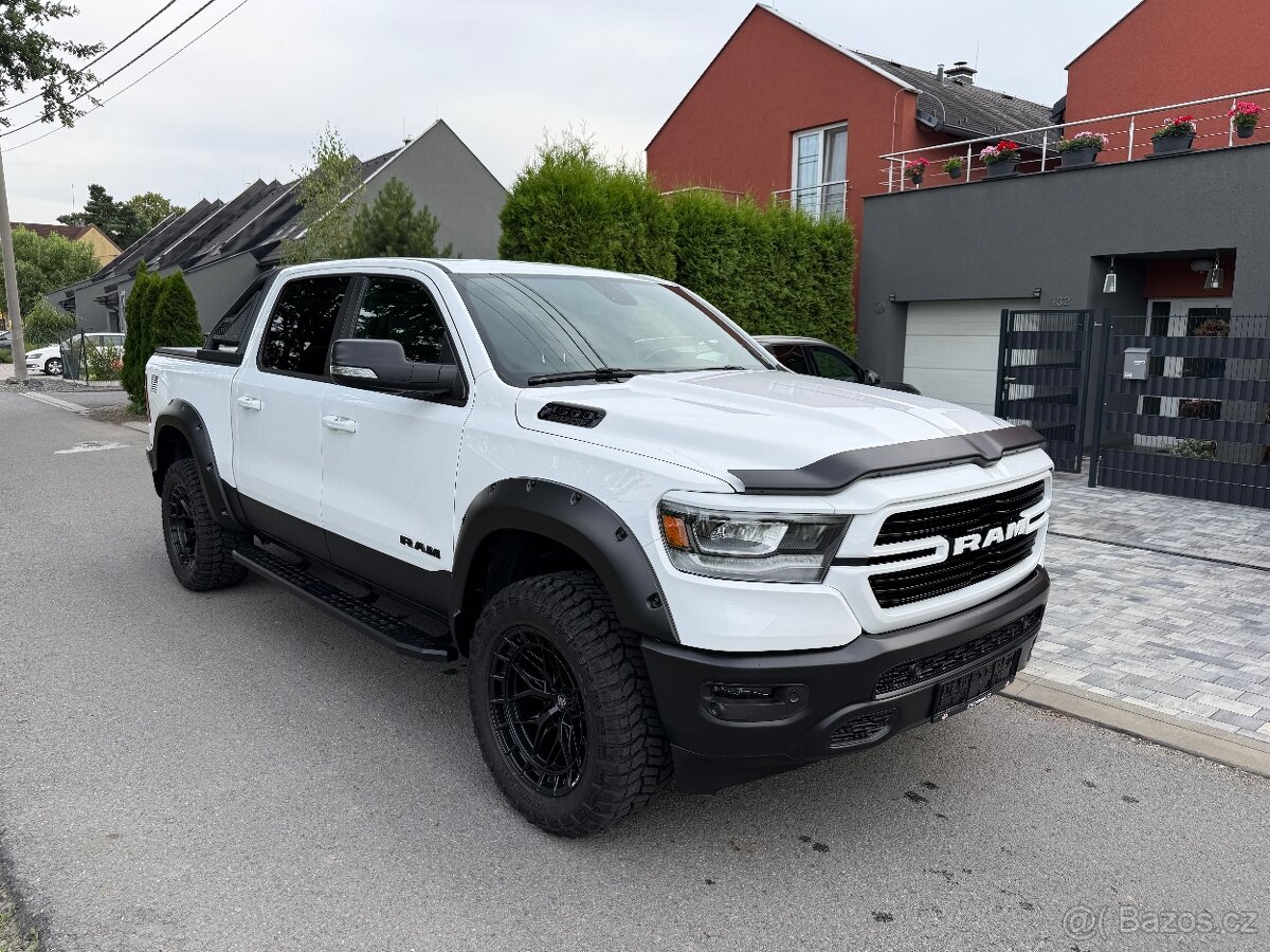 DODGE RAM 1500 HEMI OFFROAD PAKET
