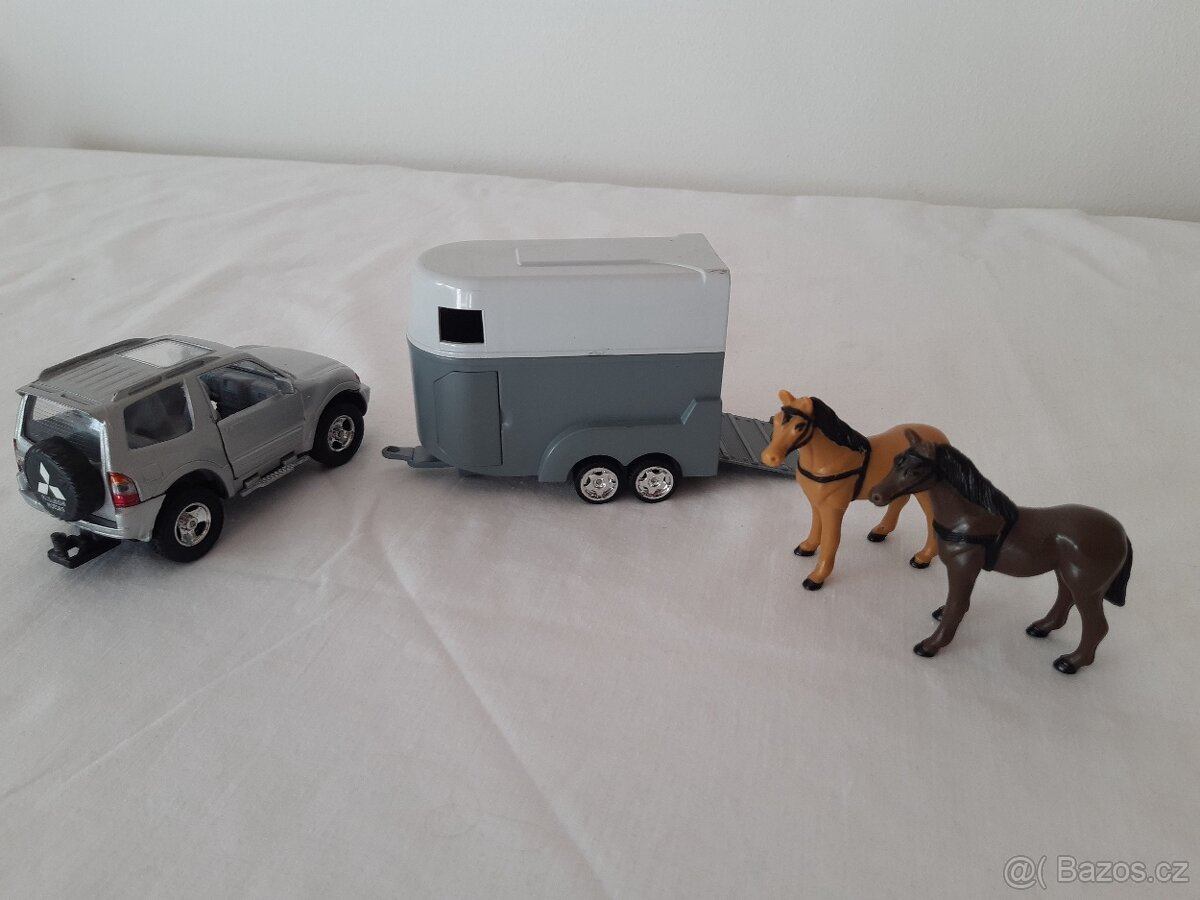 Koně s přepravníkem - 2