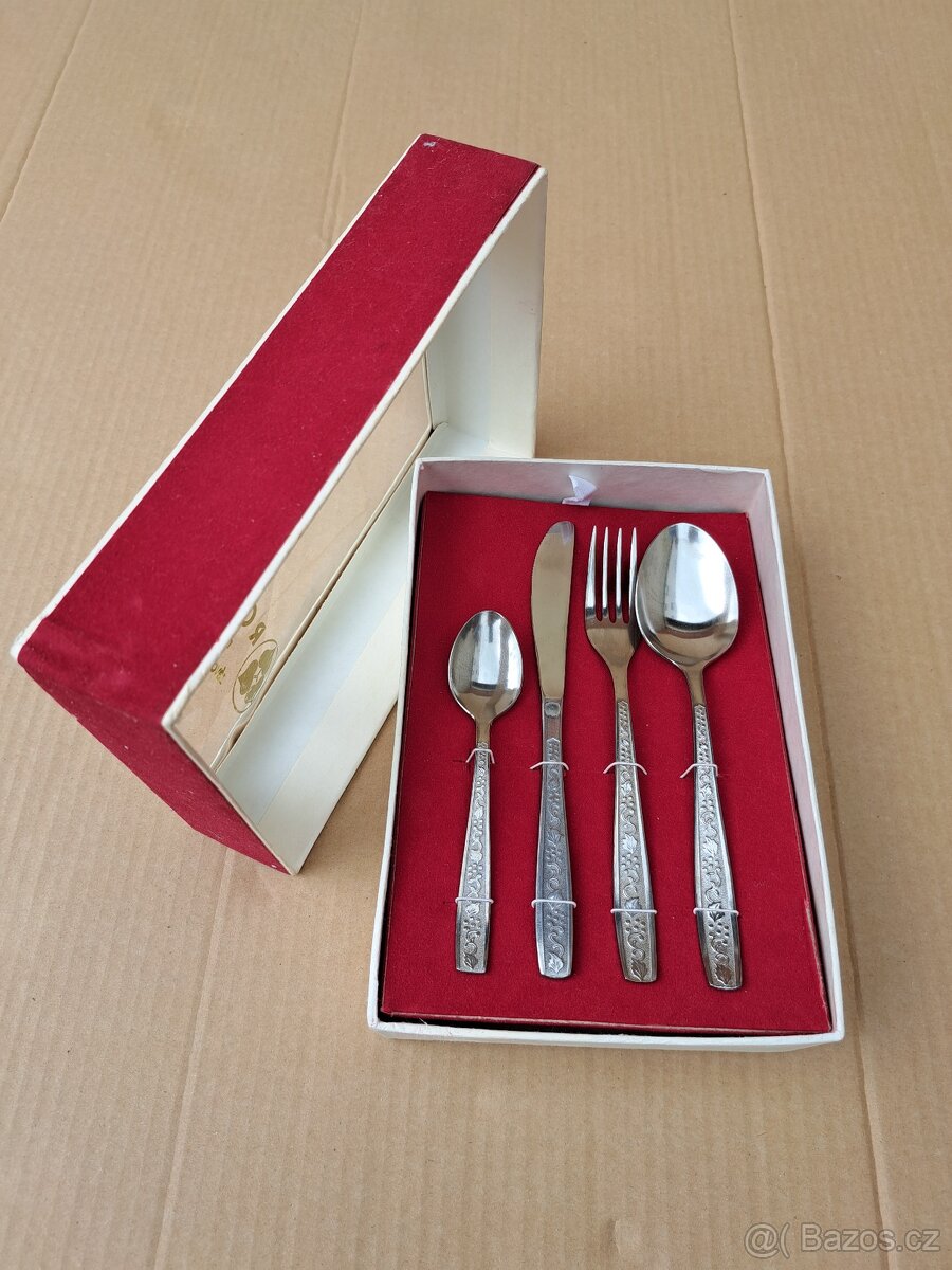 Nová kompletní sada příborů NEREZ - 2