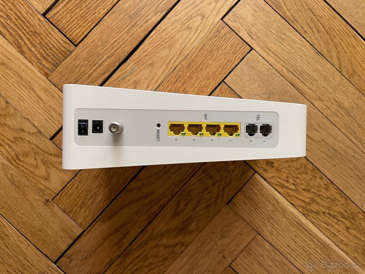 Wi-Fi router modem UPC CH7465LG-LC - 2