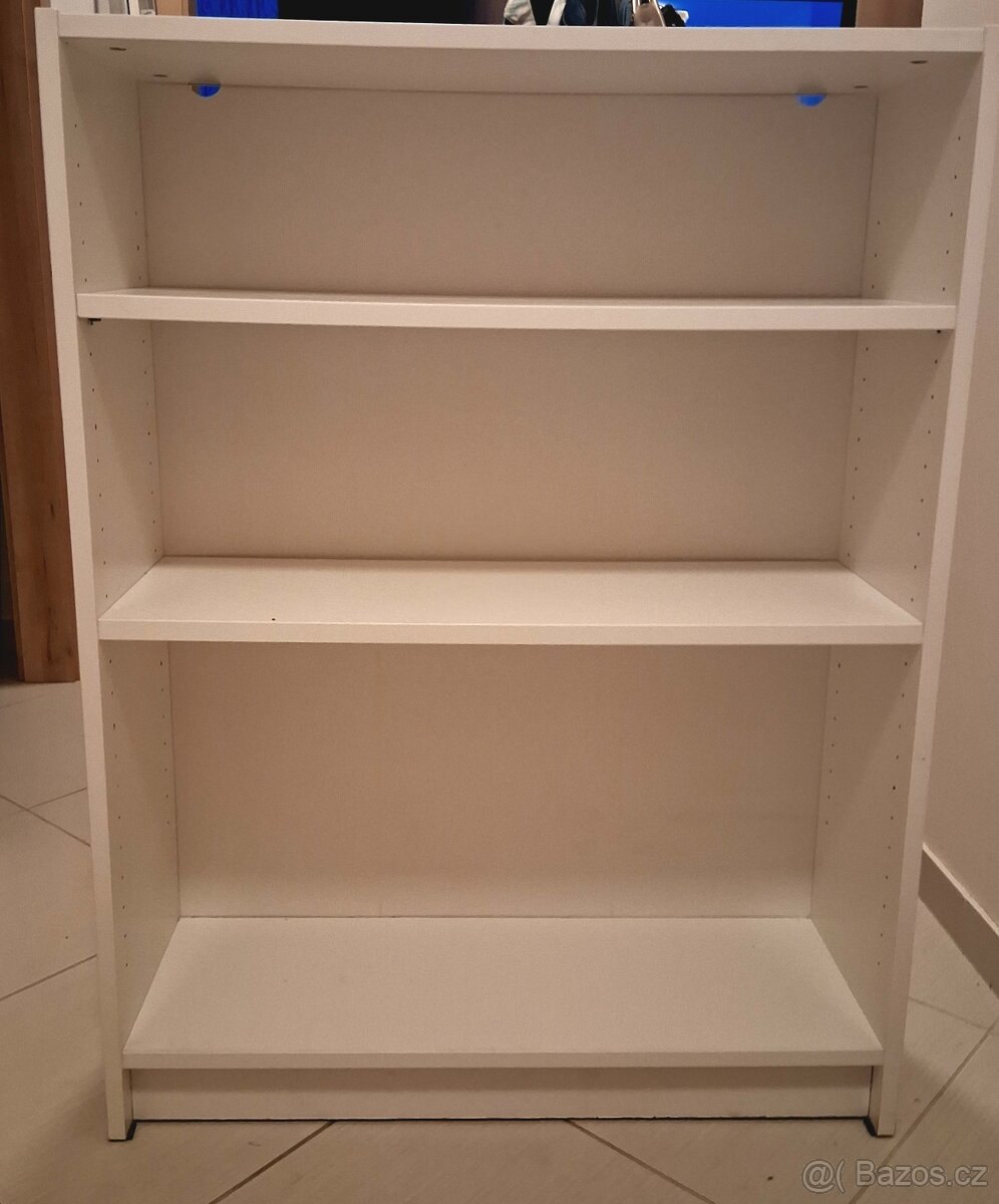 Skříňka. Policová. Hezká. - 2