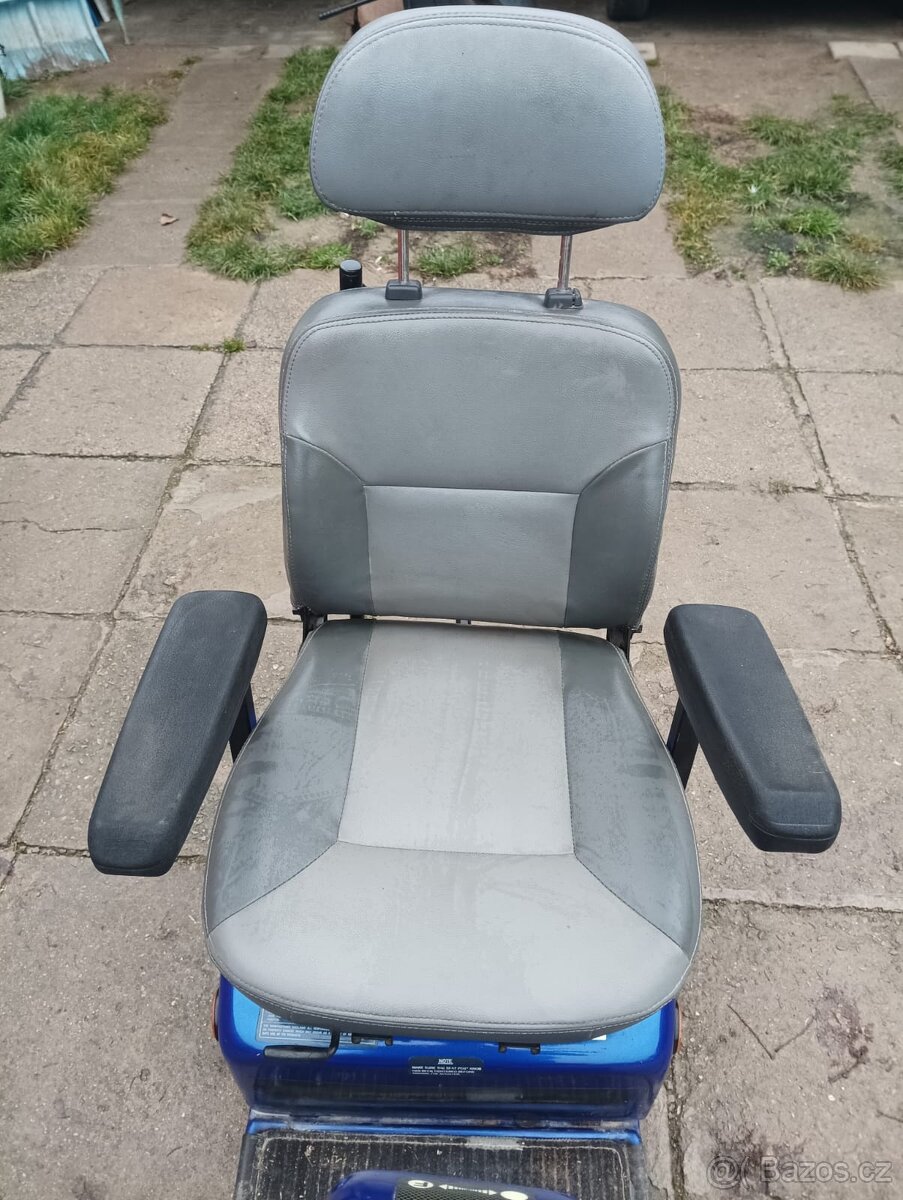 Elektrický invalidní vozík - 2