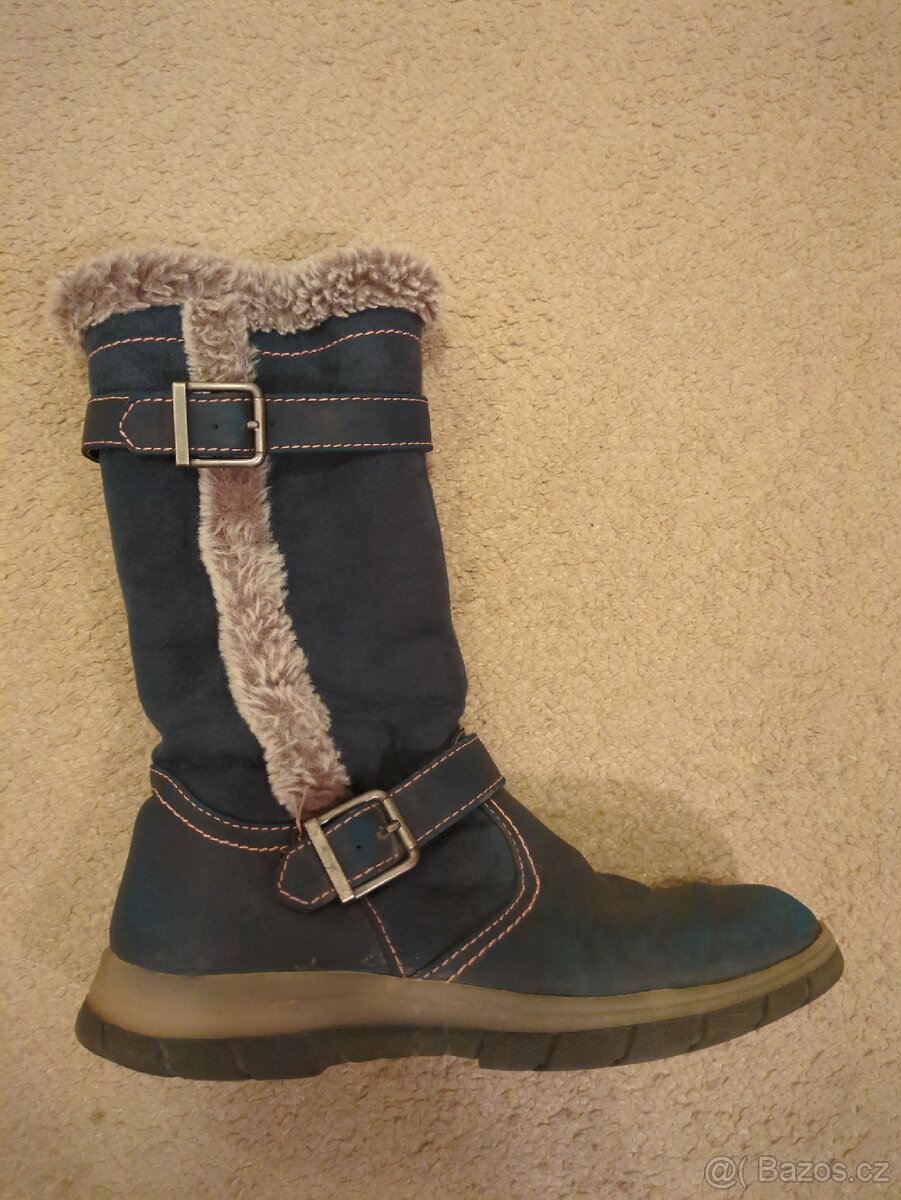 Dívčí kozačky vel 34 - 2